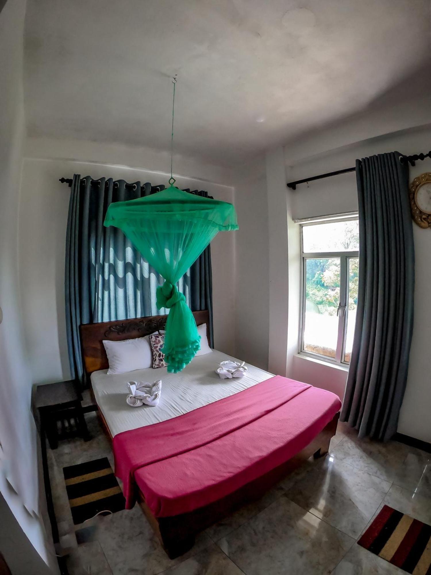 9 Arch View Rest Inn Елла Екстер'єр фото